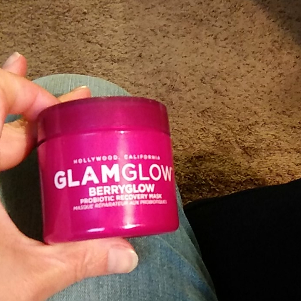 Probiotic recovery mask